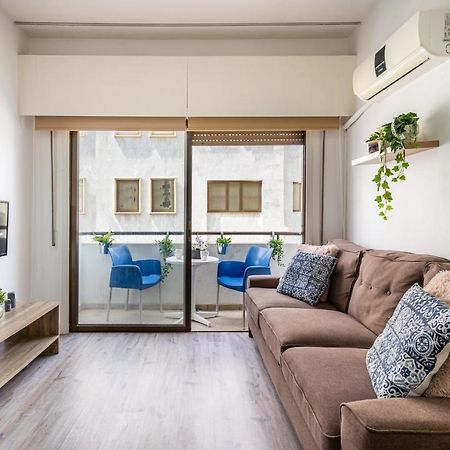 Eleni'S 1-Br Apt In Larnaca Center Eksteriør bilde