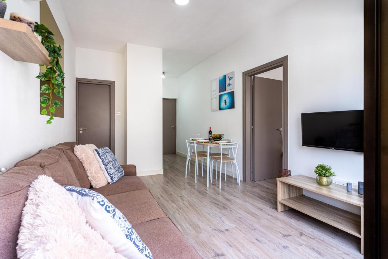Eleni'S 1-Br Apt In Larnaca Center Eksteriør bilde