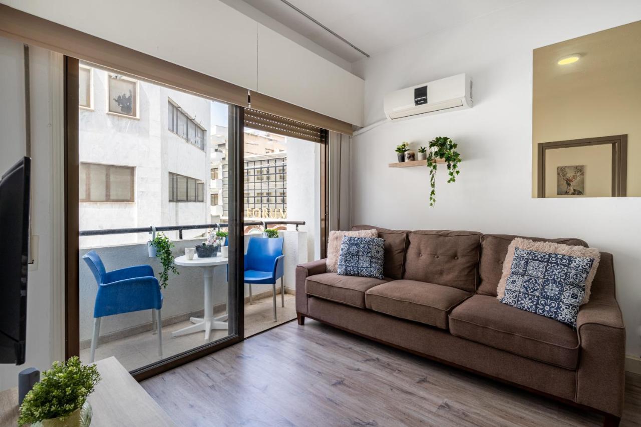 Eleni'S 1-Br Apt In Larnaca Center Eksteriør bilde