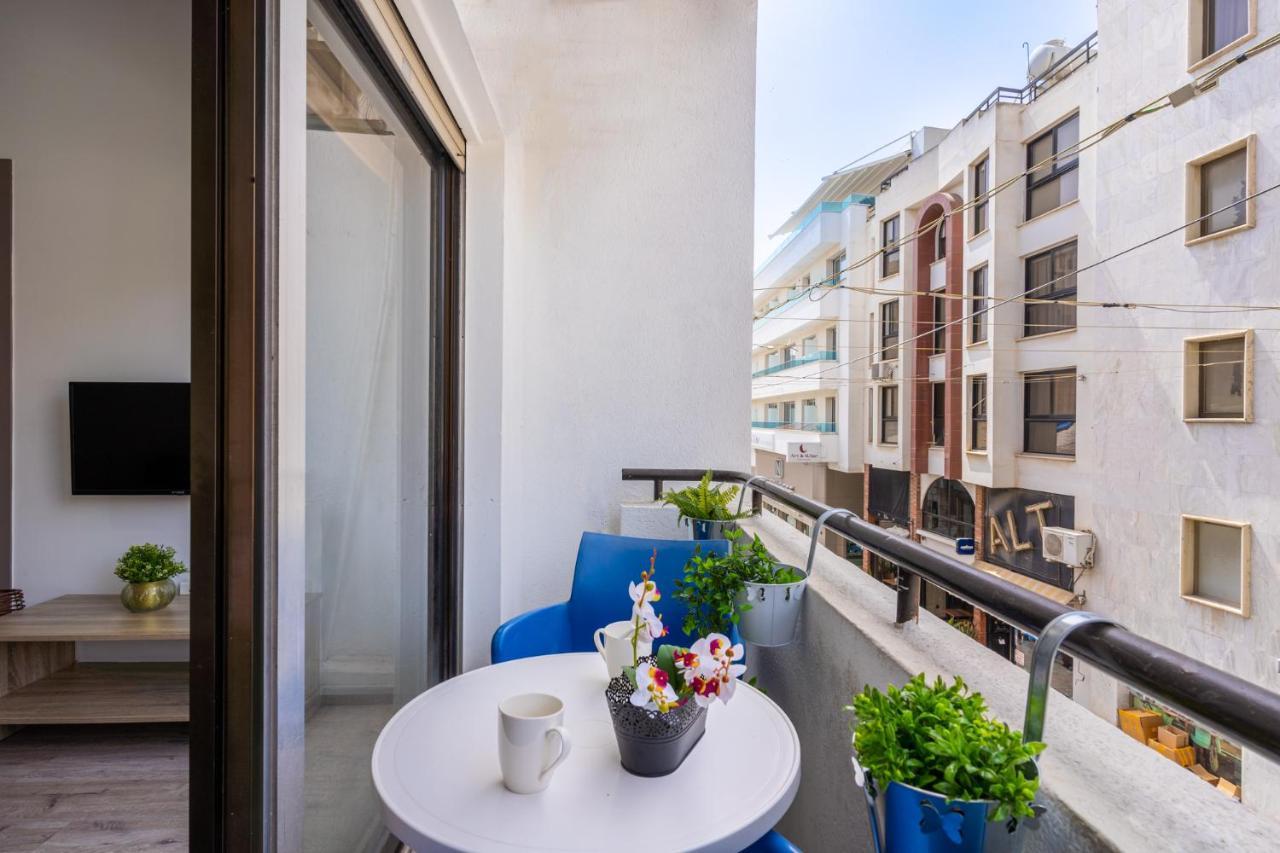 Eleni'S 1-Br Apt In Larnaca Center Eksteriør bilde